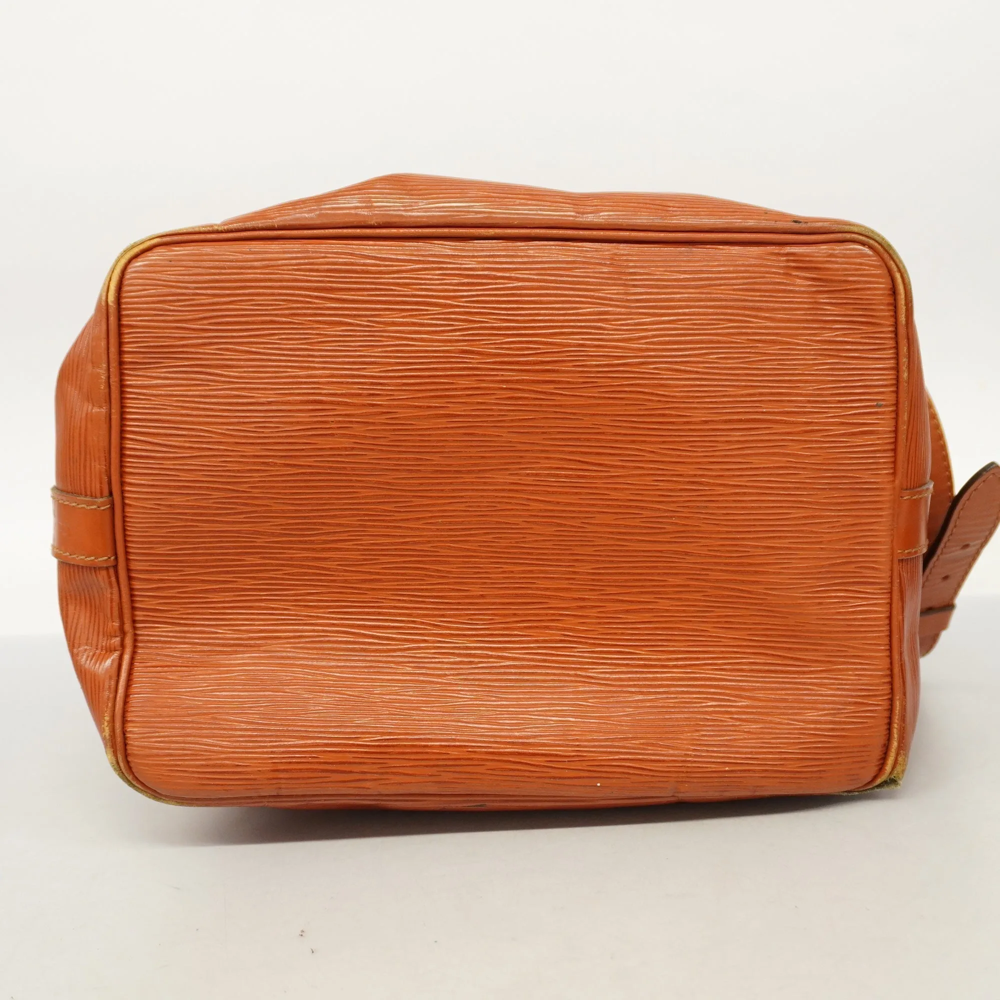 Louis VuittonAuth  Epi Petit Noe M44103 Women's Shoulder Bag Kenyan Brown