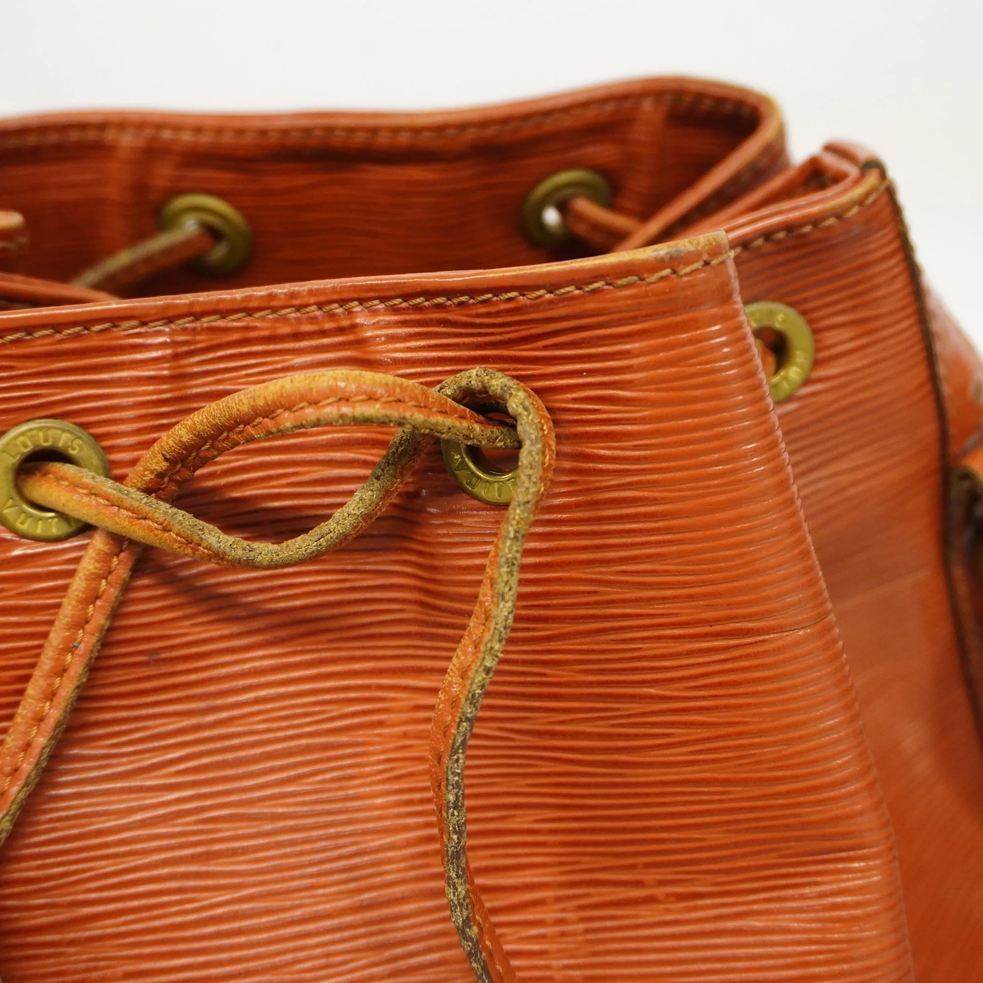 Louis VuittonAuth  Epi Petit Noe M44103 Women's Shoulder Bag Kenyan Brown