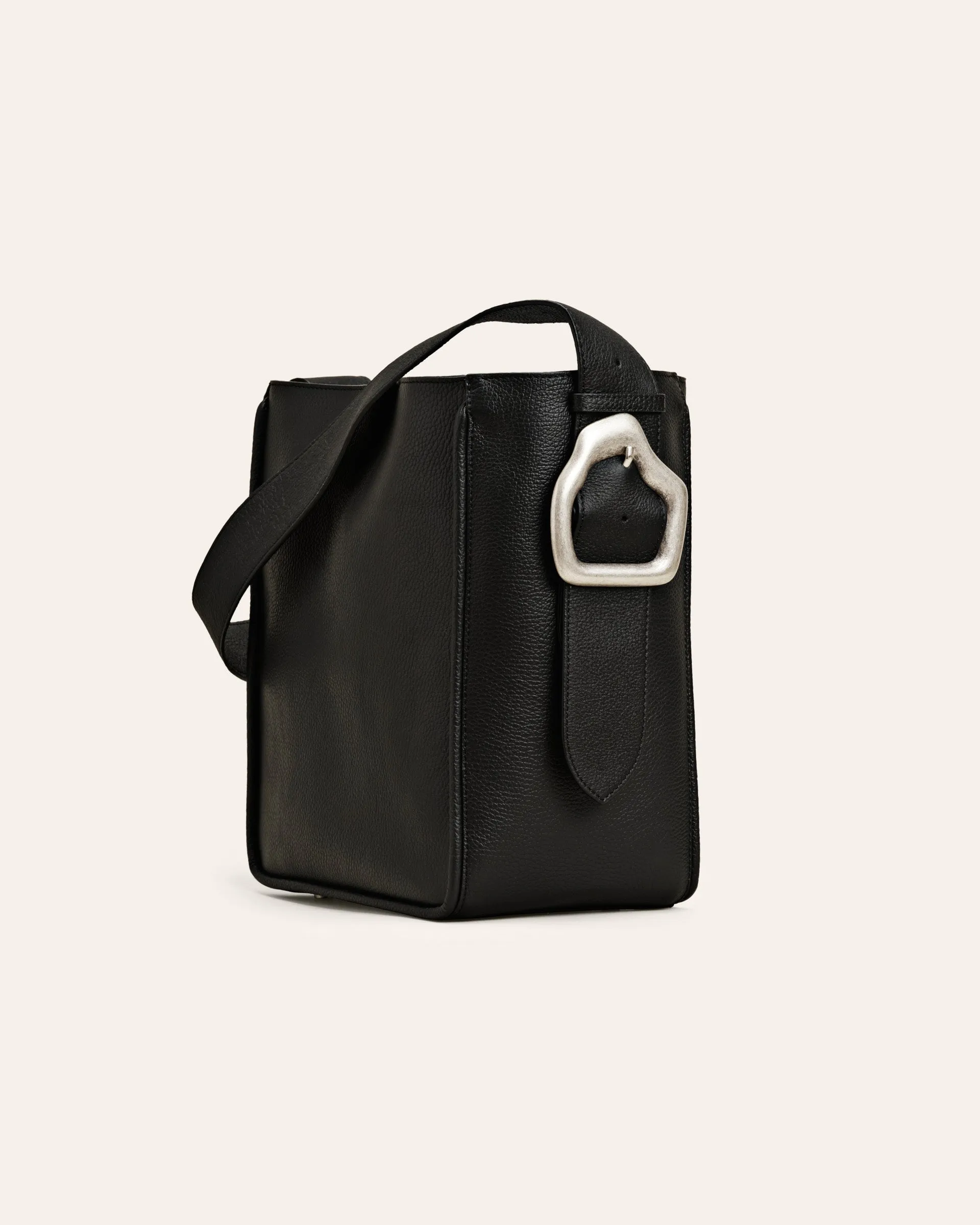 MASAGO Black Tote bag
