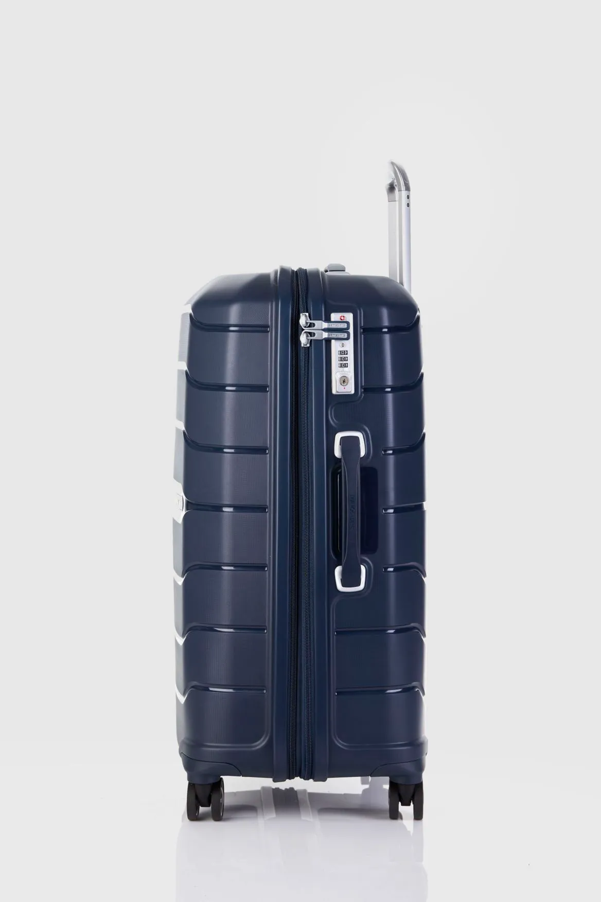 Oc2lite Check-In 68cm Suitcase
