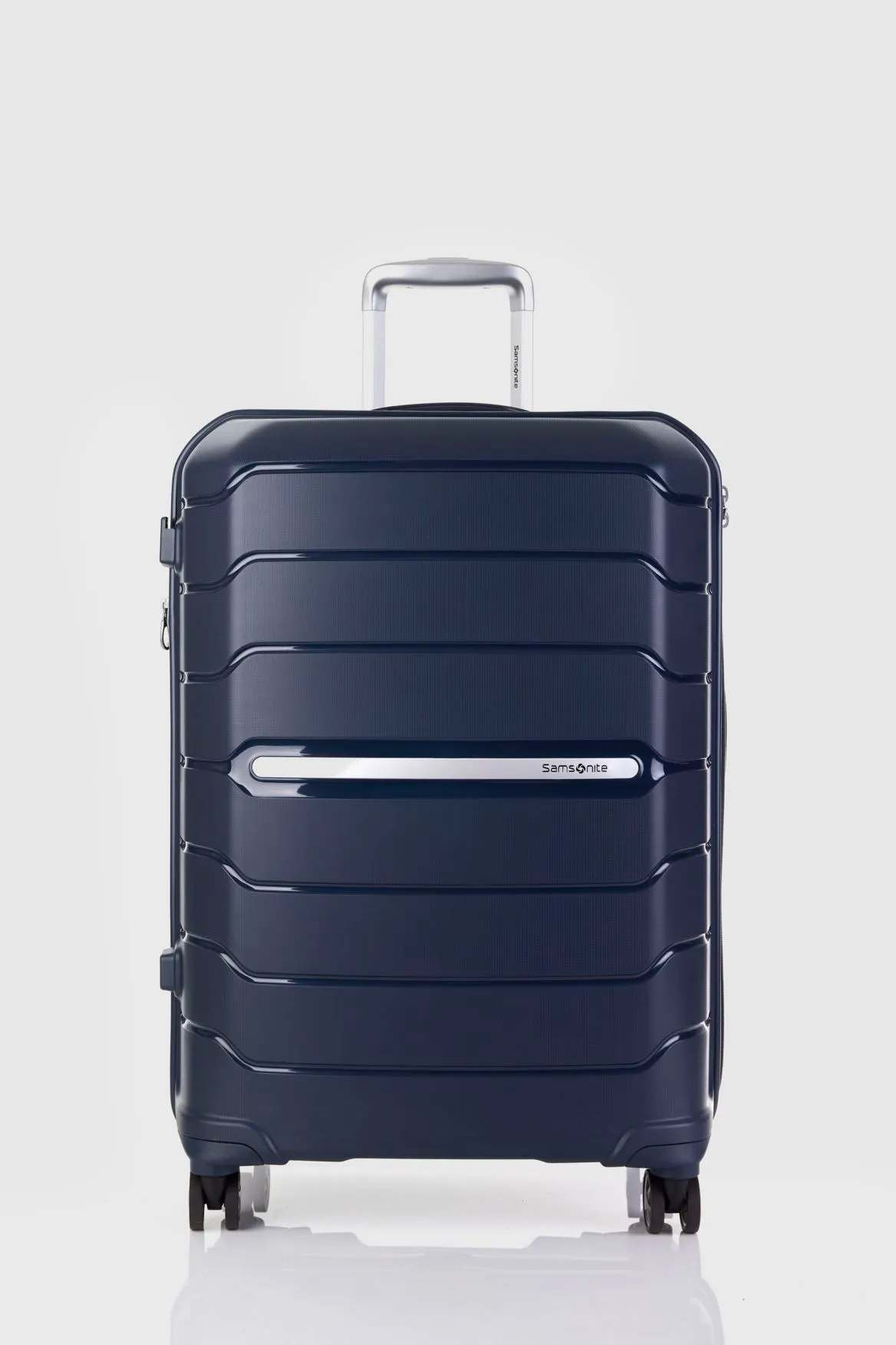 Oc2lite Check-In 68cm Suitcase