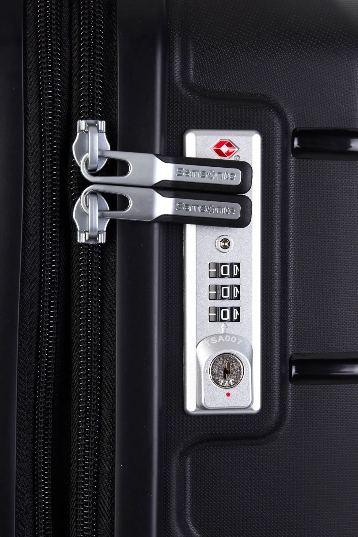 Oc2lite Check-In 75cm Suitcase