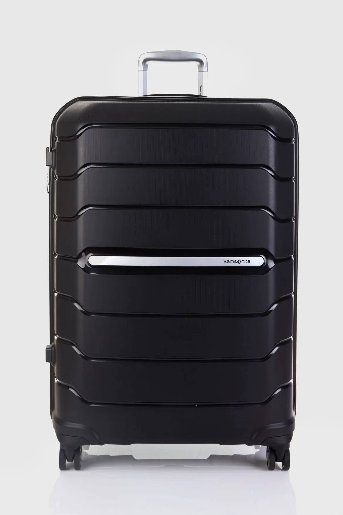 Oc2lite Check-In 75cm Suitcase