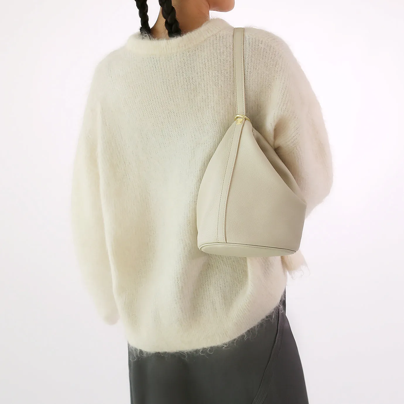 ORUKAMI Soft Convertible Bucket Bag - Camel