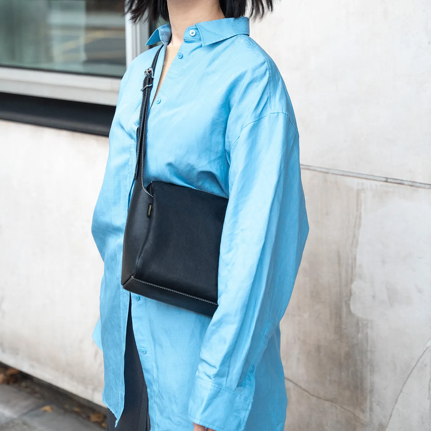 Petrichor Pockets Shoulder Bag - Light Grey