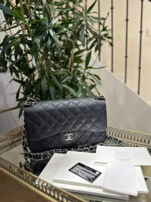 Preloved Chanel Jumbo Quilted Black Leather Shoulder Bag