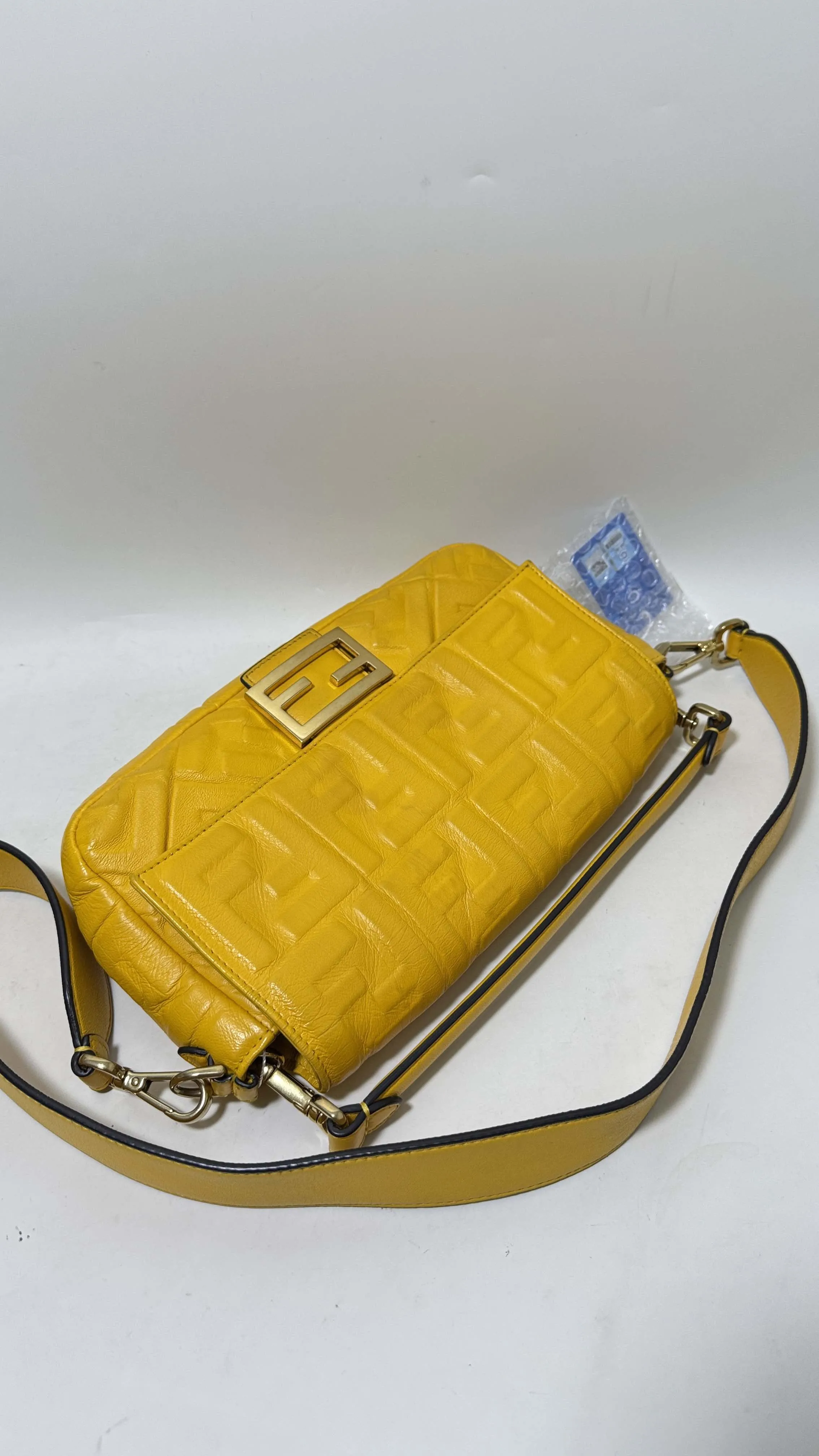 Preloved Fendi Baguette Bag Yellow Leather Shoulder Bag
