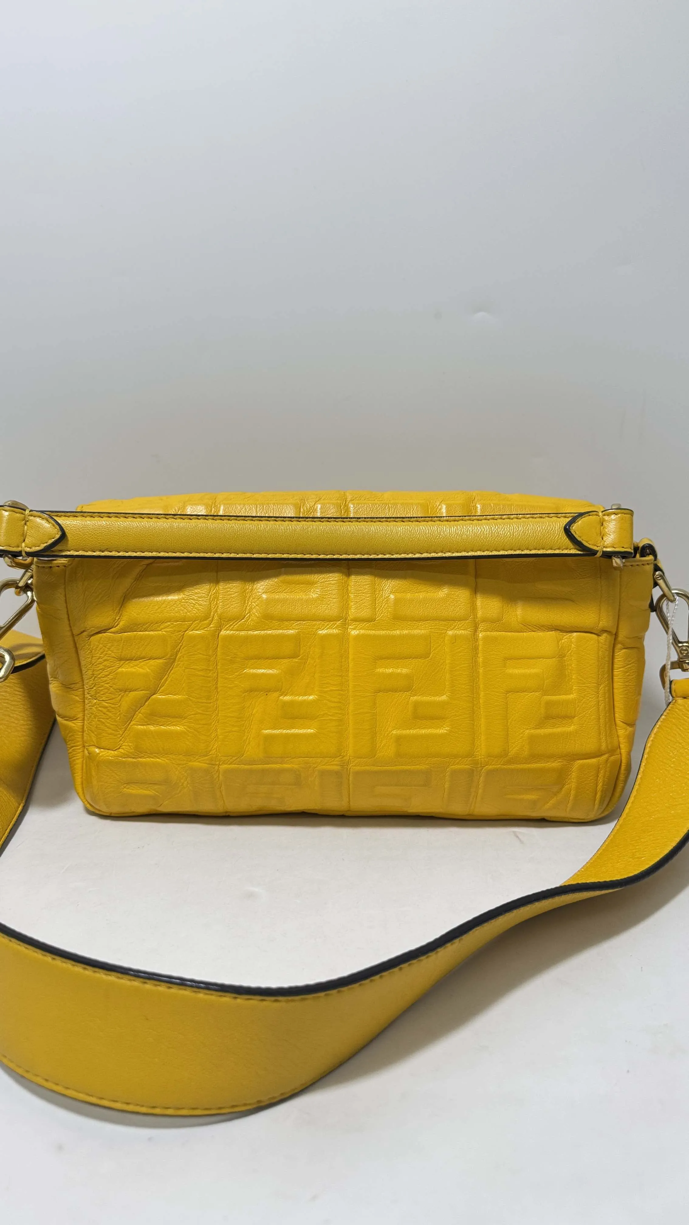 Preloved Fendi Baguette Bag Yellow Leather Shoulder Bag