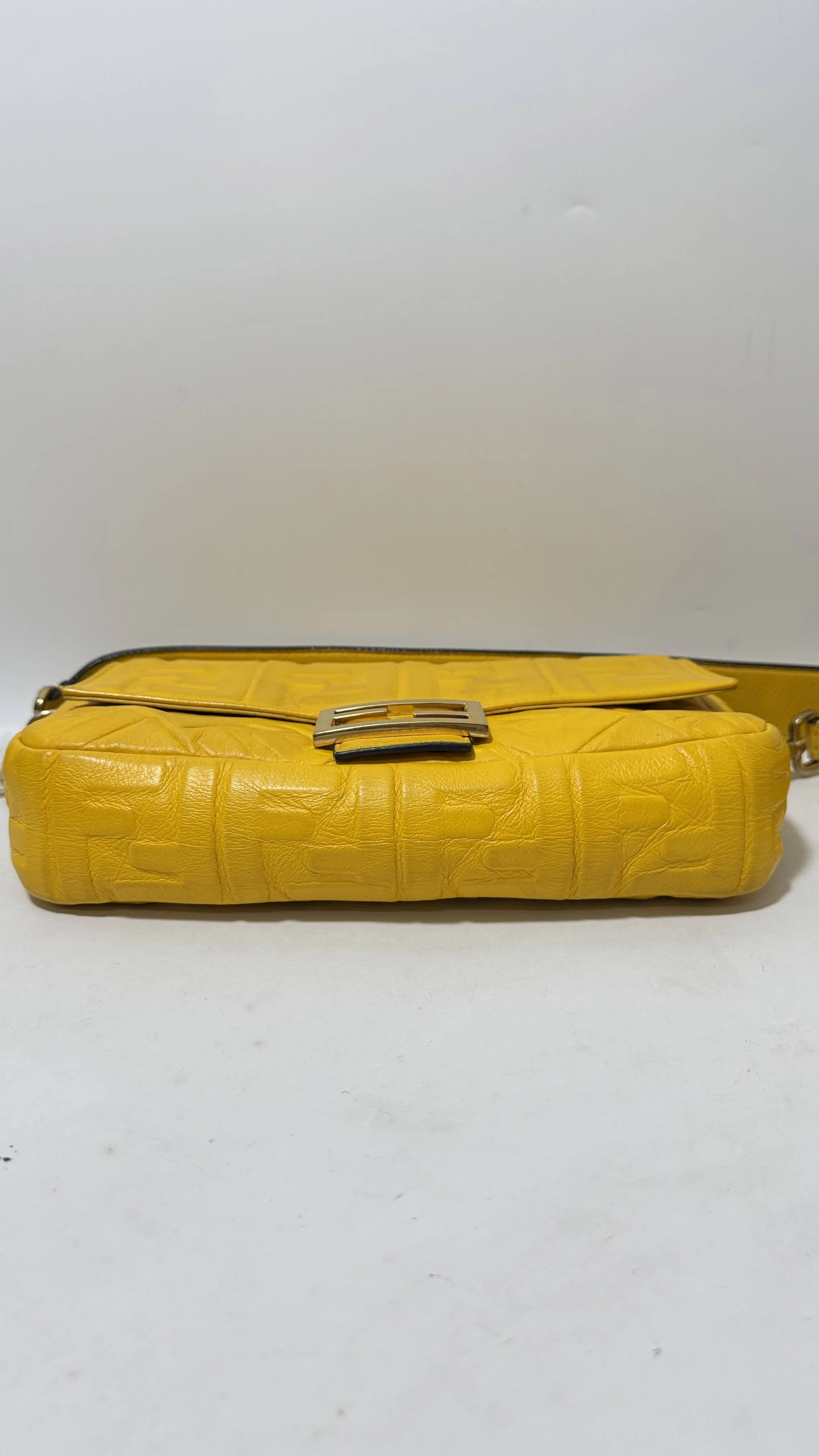 Preloved Fendi Baguette Bag Yellow Leather Shoulder Bag