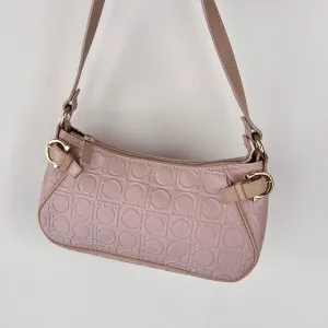 Preloved Ferragamo AF723 Leather Shoulder Bag in Light Pink