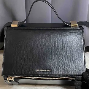 Preloved Givenchy Antigona Black Leather Shoulder Bag