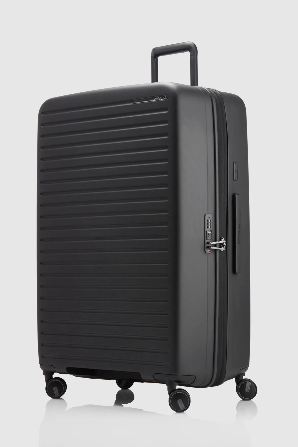 Restackd 81cm Suitcase