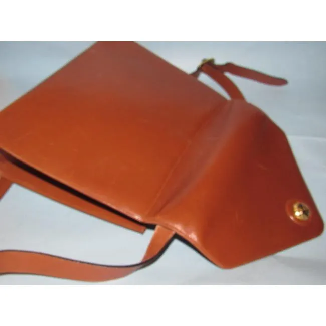 Salvatore Ferragamo Shoulder Clutch Two Way Envelope Style Or Caramel Brown Leather Cross Body Bag