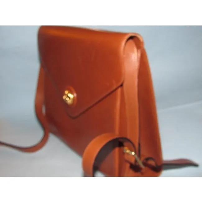 Salvatore Ferragamo Shoulder Clutch Two Way Envelope Style Or Caramel Brown Leather Cross Body Bag