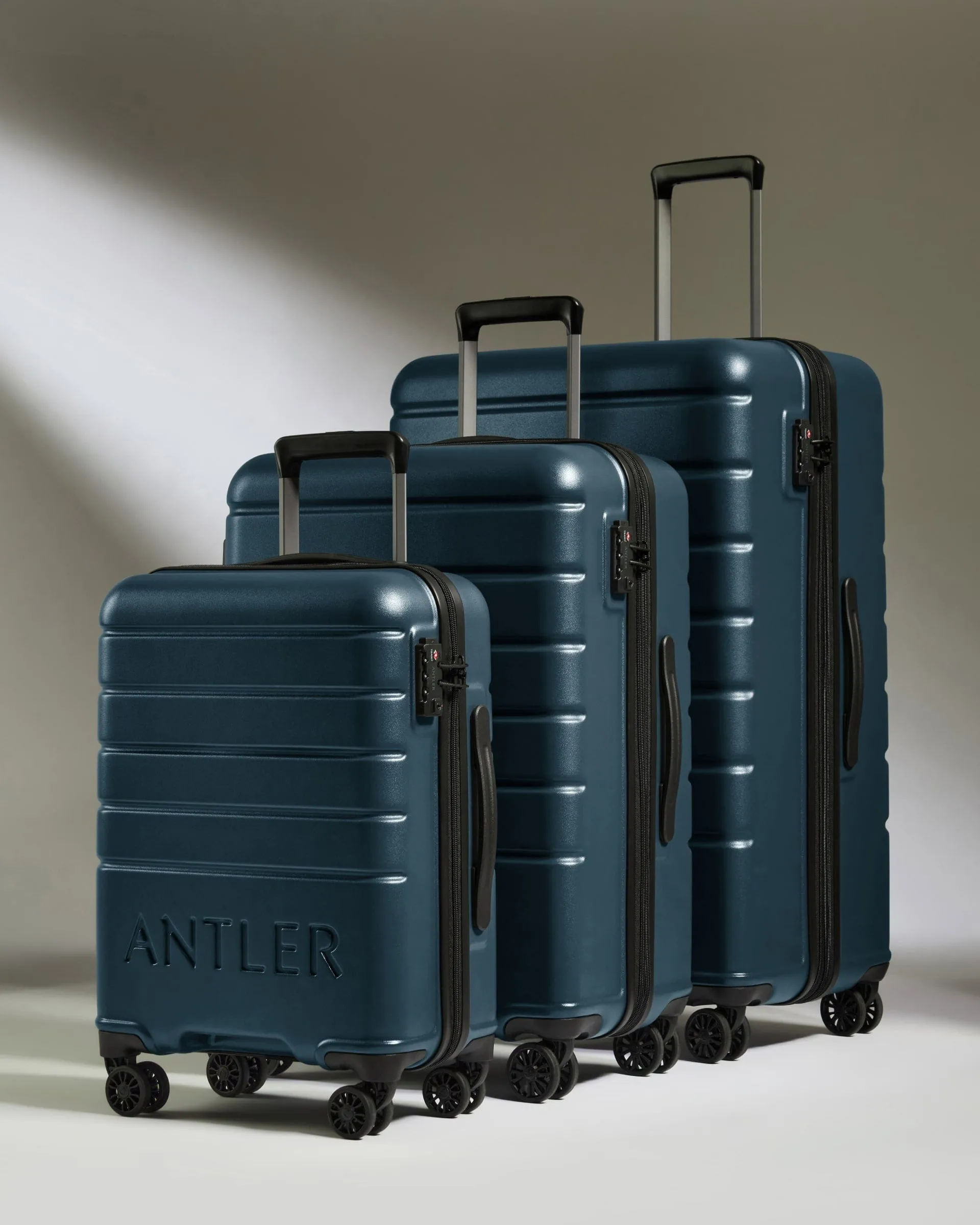 Suitcase Set in Mid Blue - Logo