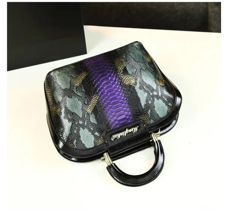 THE LUXURY BUCKET BAG