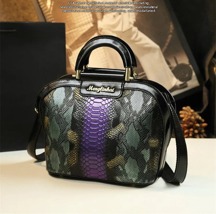 THE LUXURY BUCKET BAG