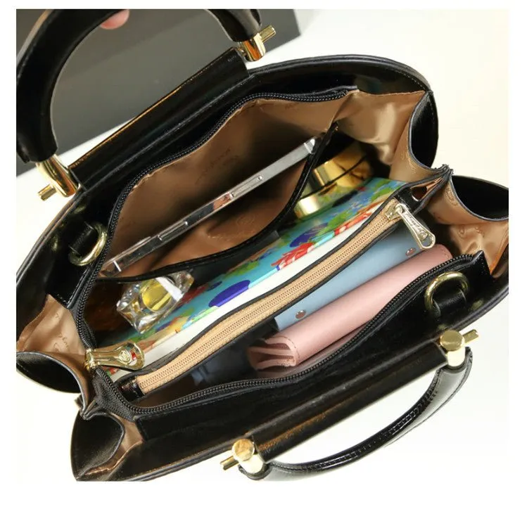 THE LUXURY BUCKET BAG