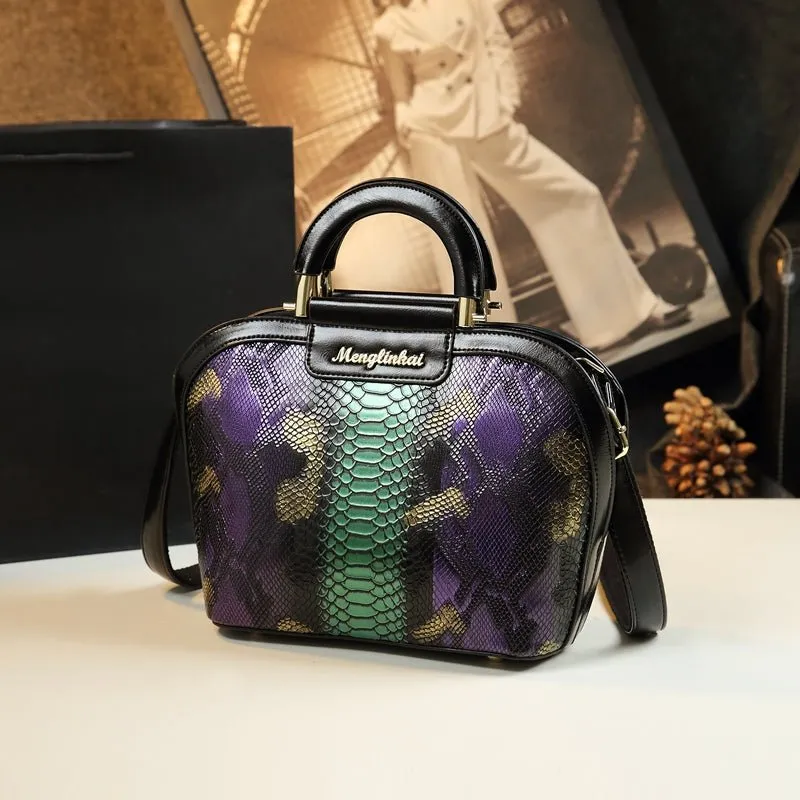 THE LUXURY BUCKET BAG