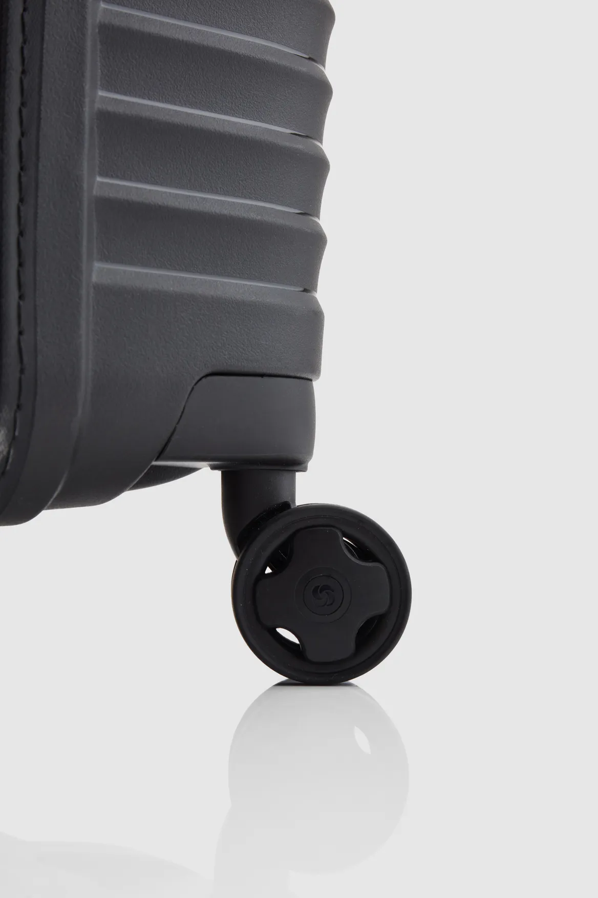 Upscape Carry-On 55cm Suitcase