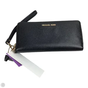 Wristlet Designer By Michael Kors, Size: Medium